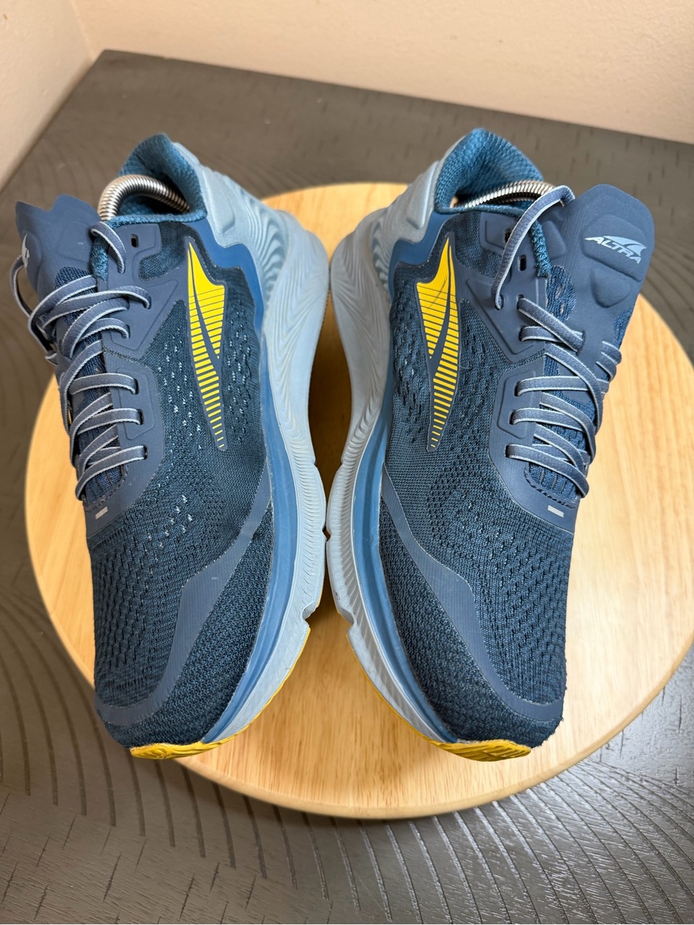 Altra Men’s Torin 5 running shoes - Picture 9 of 12